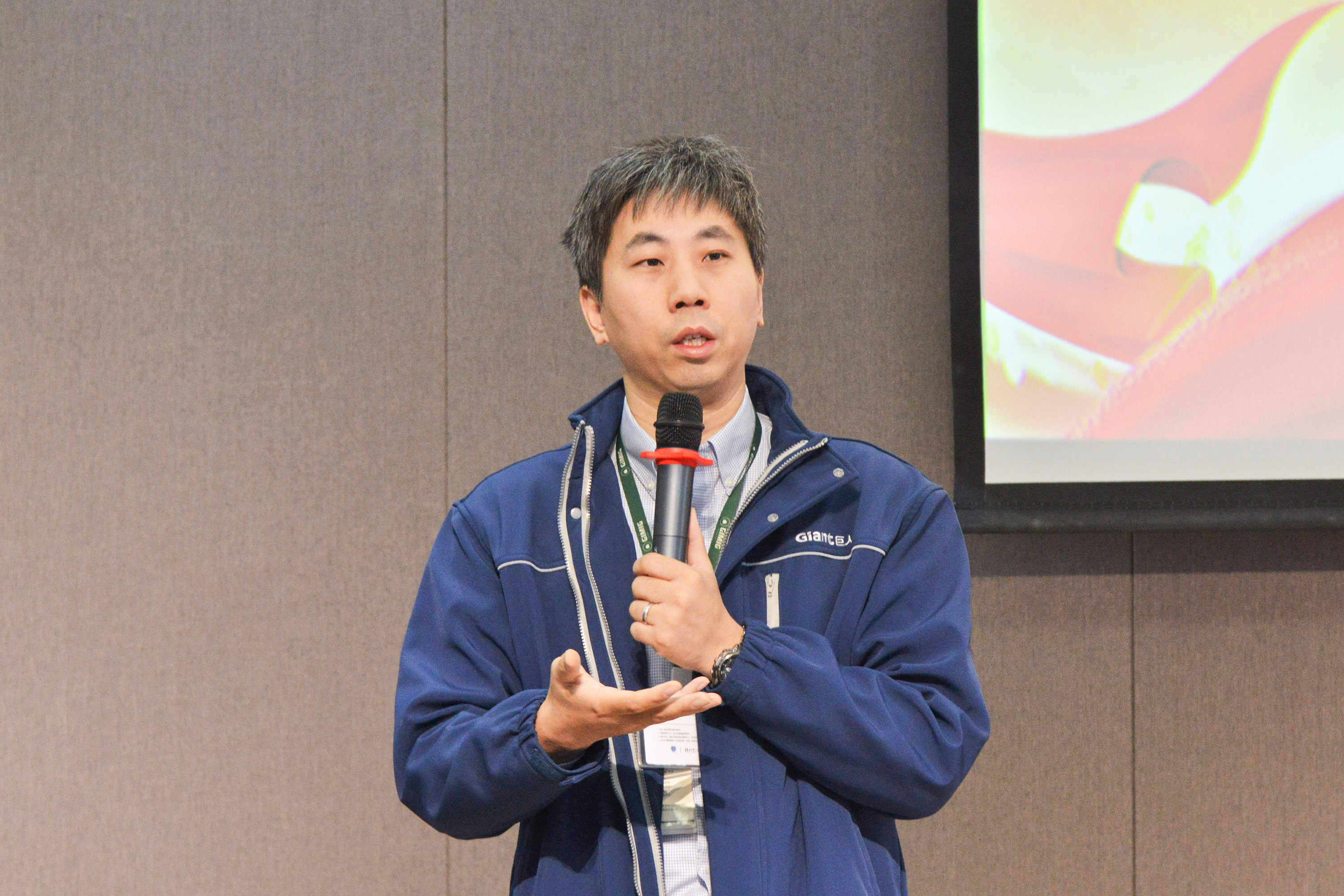 共建幸福家園 同創(chuàng)美好明天——巨人集團第十一屆職代會召開