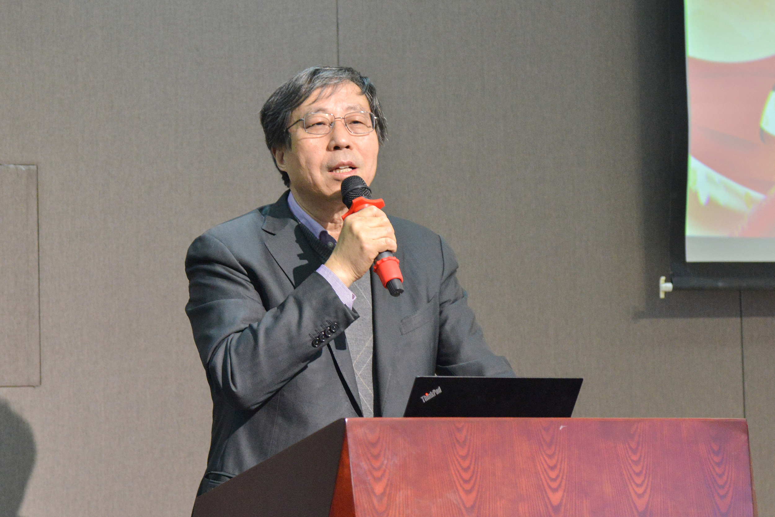 共建幸福家園 同創(chuàng)美好明天——巨人集團第十一屆職代會召開